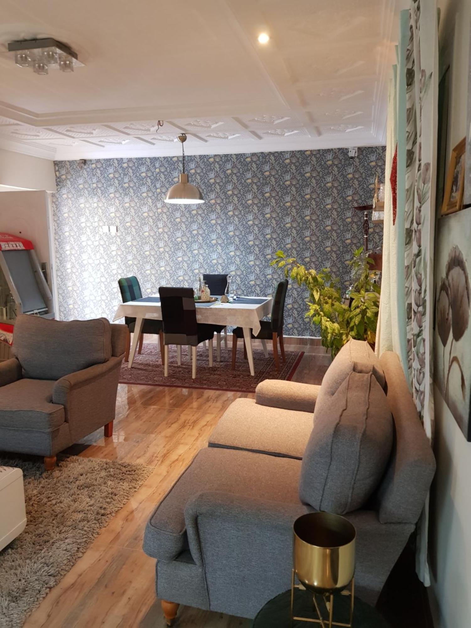 Nana Adu Guest House コフォリドゥア エクステリア 写真