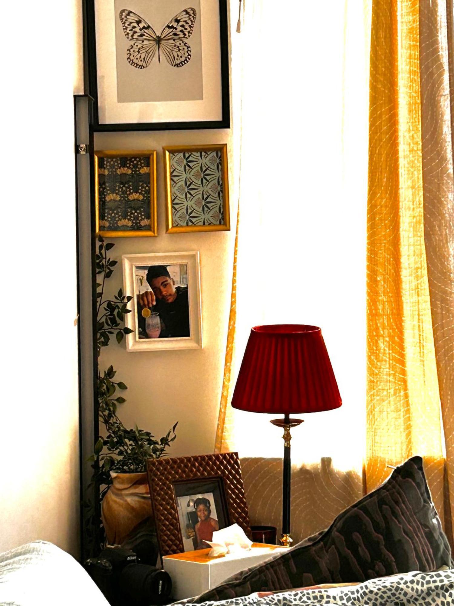 Nana Adu Guest House コフォリドゥア エクステリア 写真