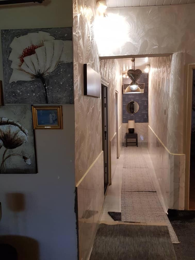 Nana Adu Guest House コフォリドゥア エクステリア 写真